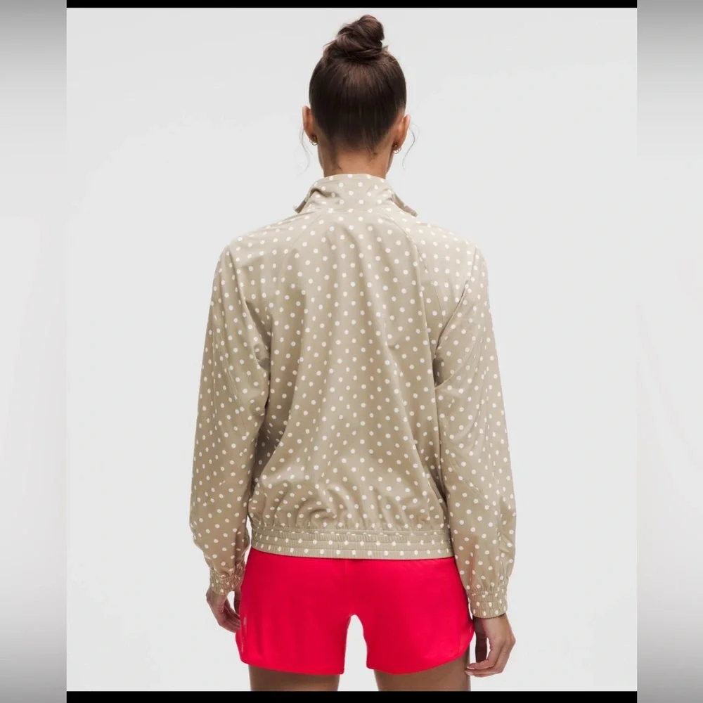 NWT Lululemon Adapted State Track Jacket, Simple Polka White Sheer Oak, Size 6 - Picture 2 of 6
